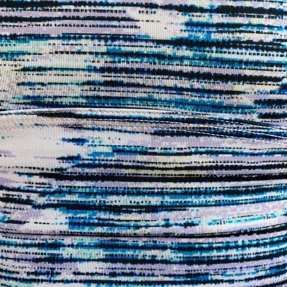 Lululemon yoga top - Picture 4 of 4